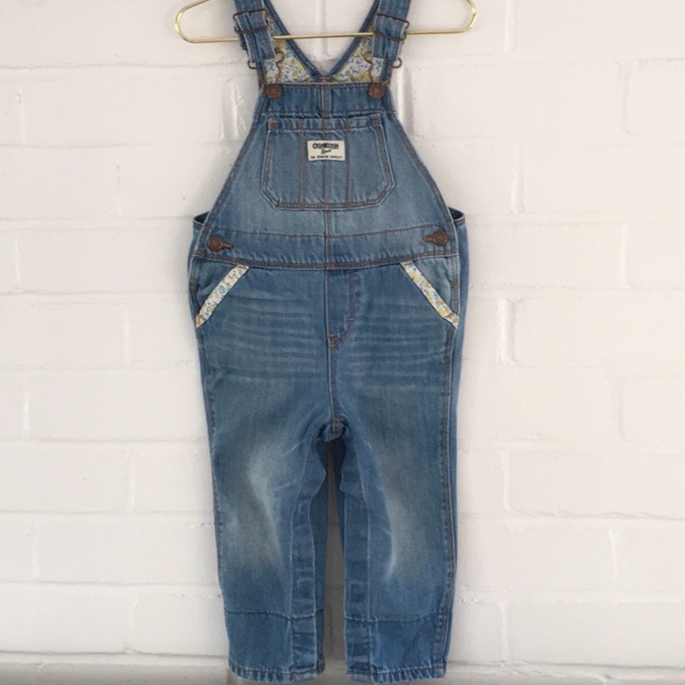 Girls Size 18-24 Months Classic Osh Kosh Light Blue Denim Overalls